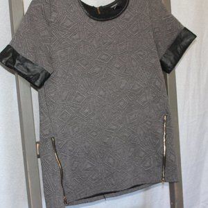 leather trim blouse w/ grey pattern, sm